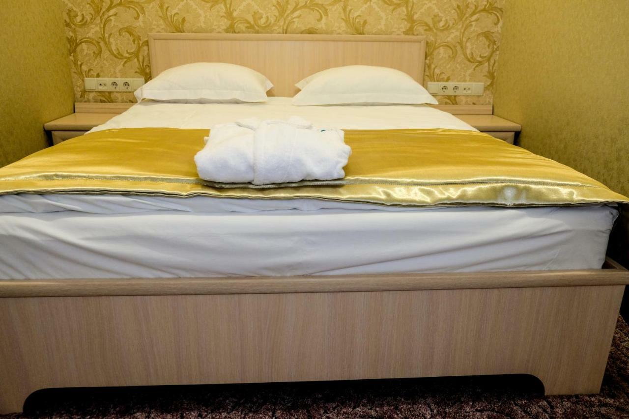 Оздоровчий Комплекс Гайки Заїзд Провулок Сухий Яр 12 Hotel Zhytomyr Ngoại thất bức ảnh